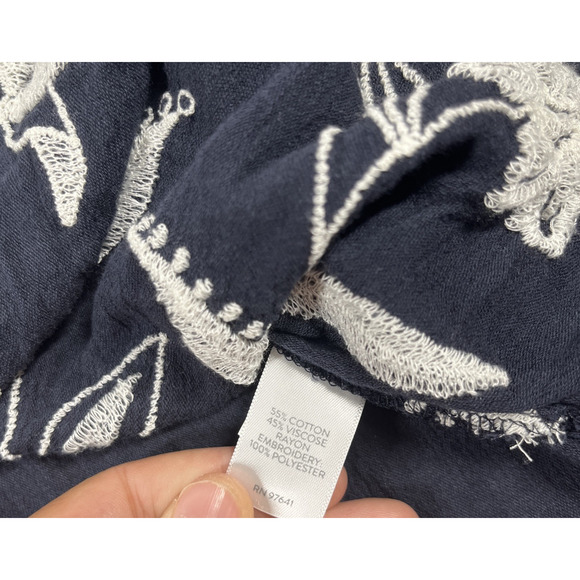 J Jill Blouse Womens Extra Large Petite Embroidered Floral Boho Flowy Buttons - Picture 7 of 15